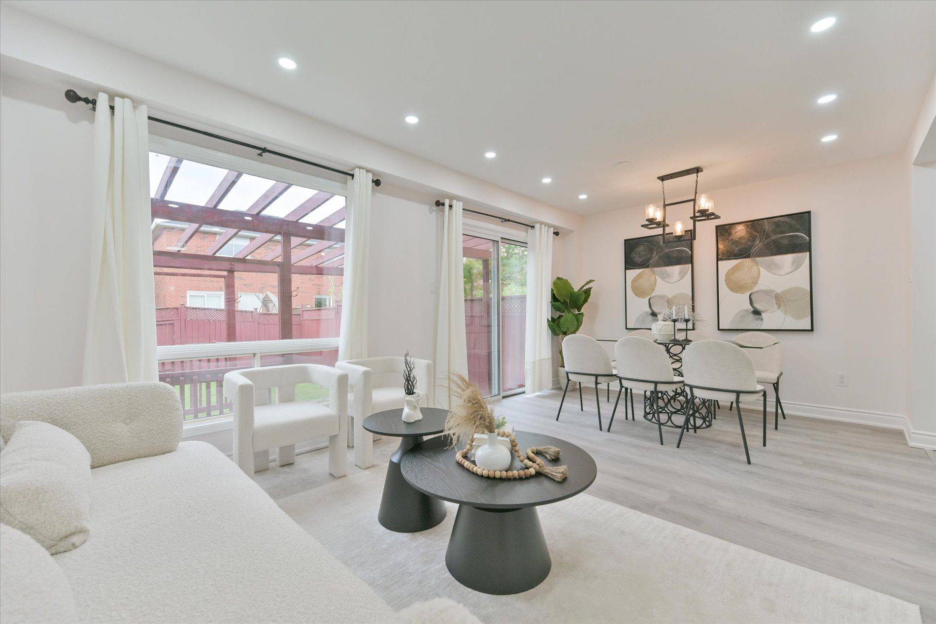 Mississauga, ON L5N 7V8,3956 Bentridge RD