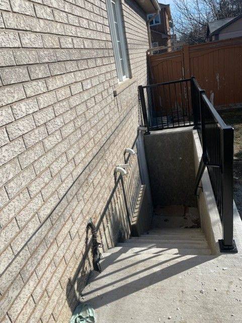 Mississauga, ON L5N 7N8,3194 World Series CT #Basement