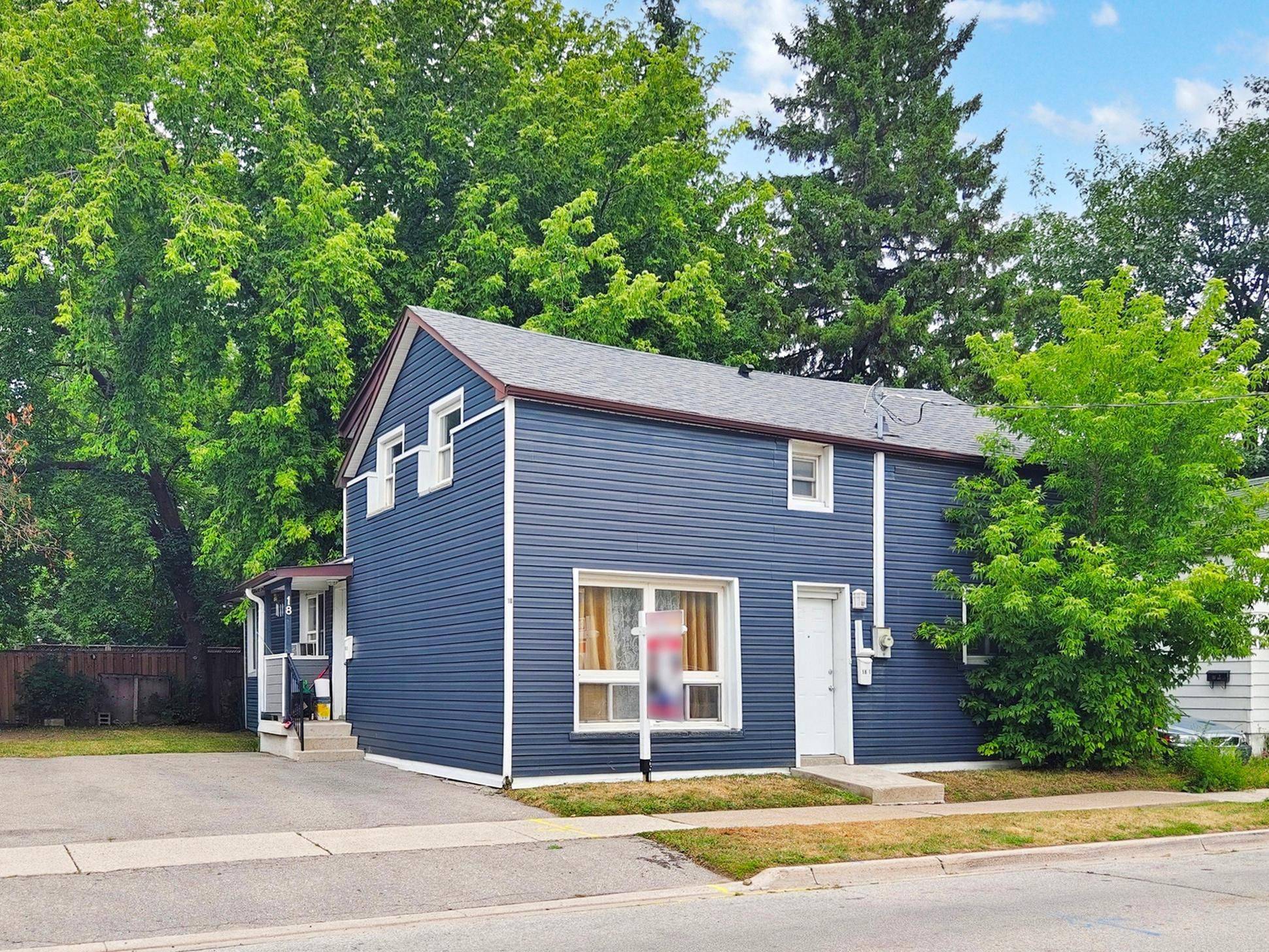 Brampton, ON L6W 2R1,18 Mary ST