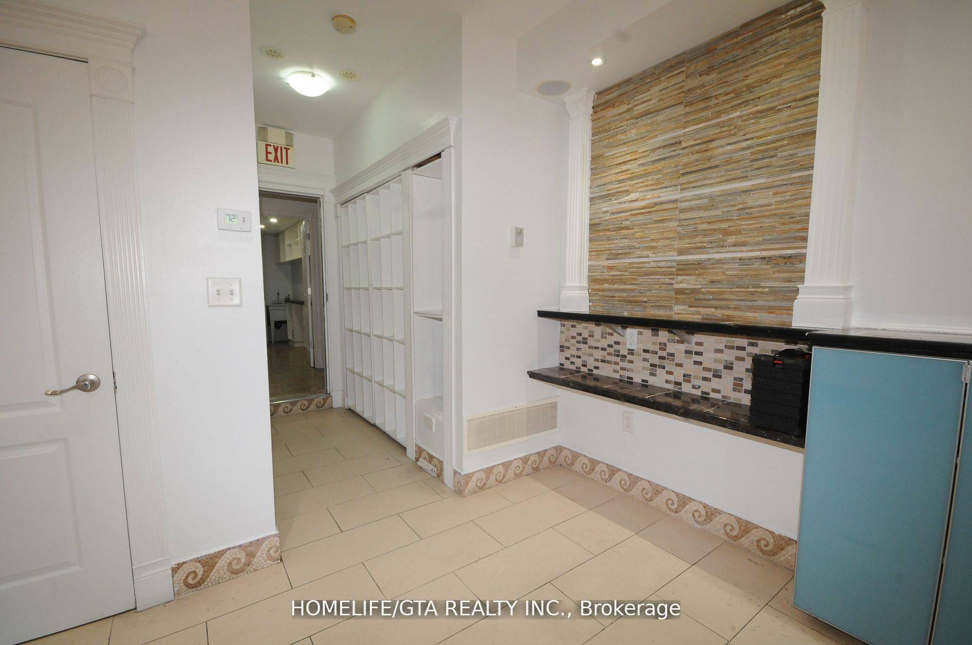 Brampton, ON L7A 0P8,56 Commuter DR