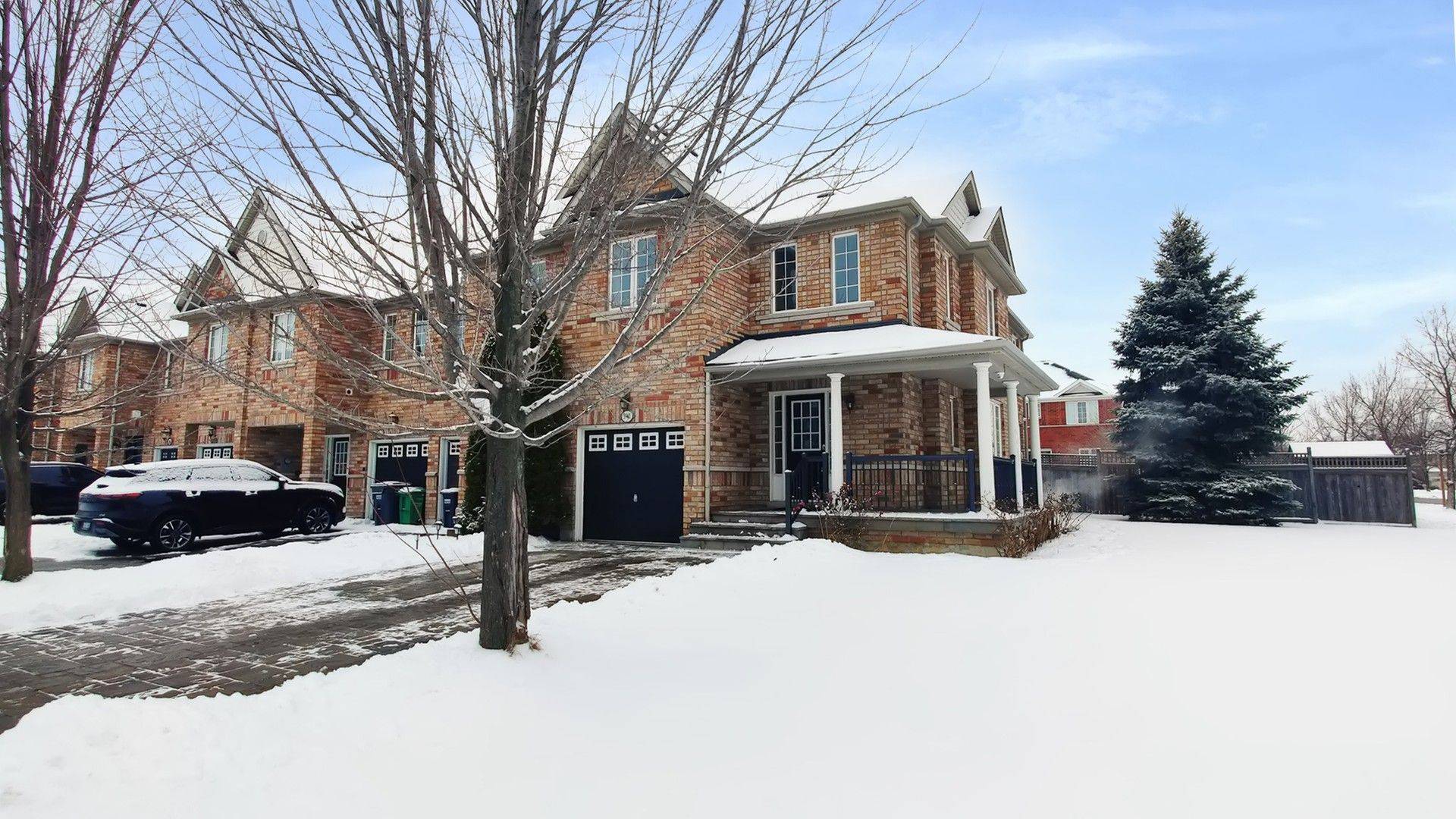 Mississauga, ON L5M 8A4,3941 Stardust DR