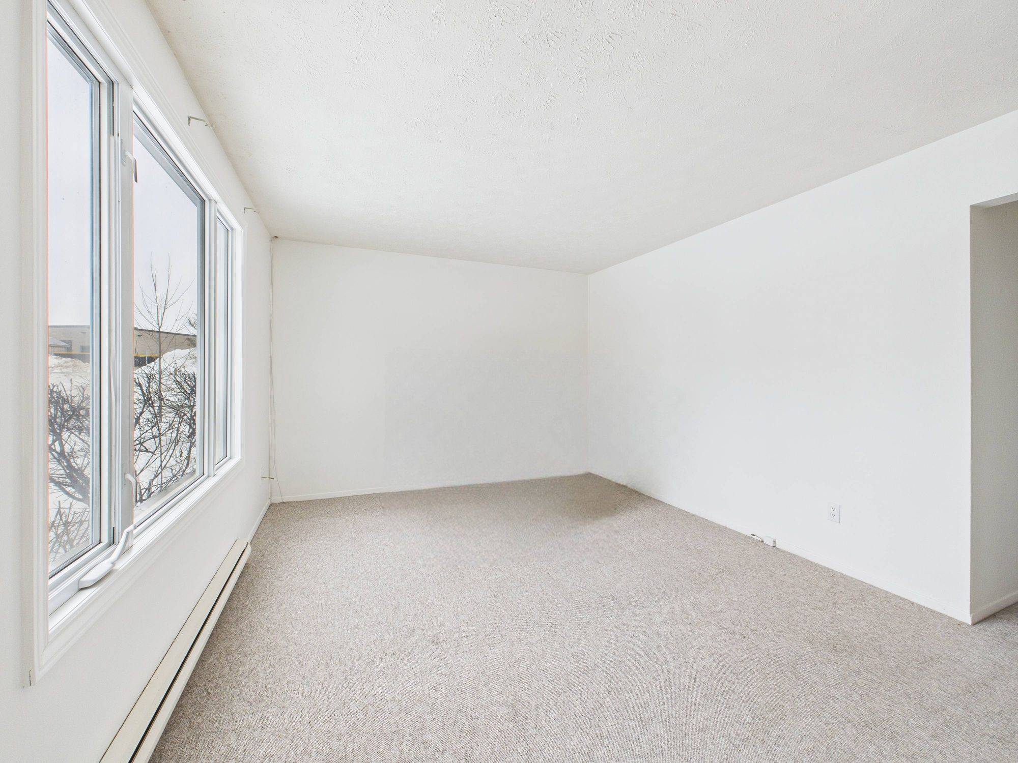 Kincardine, ON N2Z 1R2,755 Walsh ST