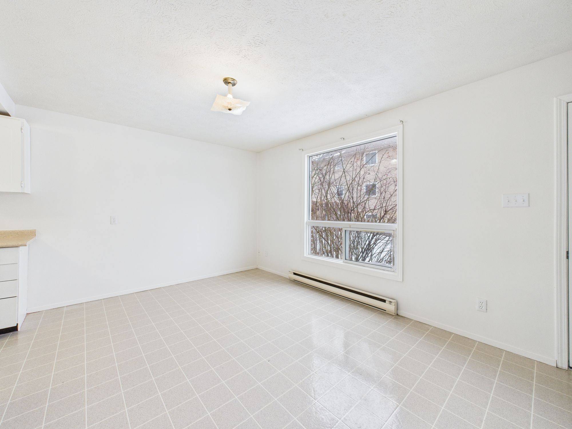 Kincardine, ON N2Z 1R2,755 Walsh ST