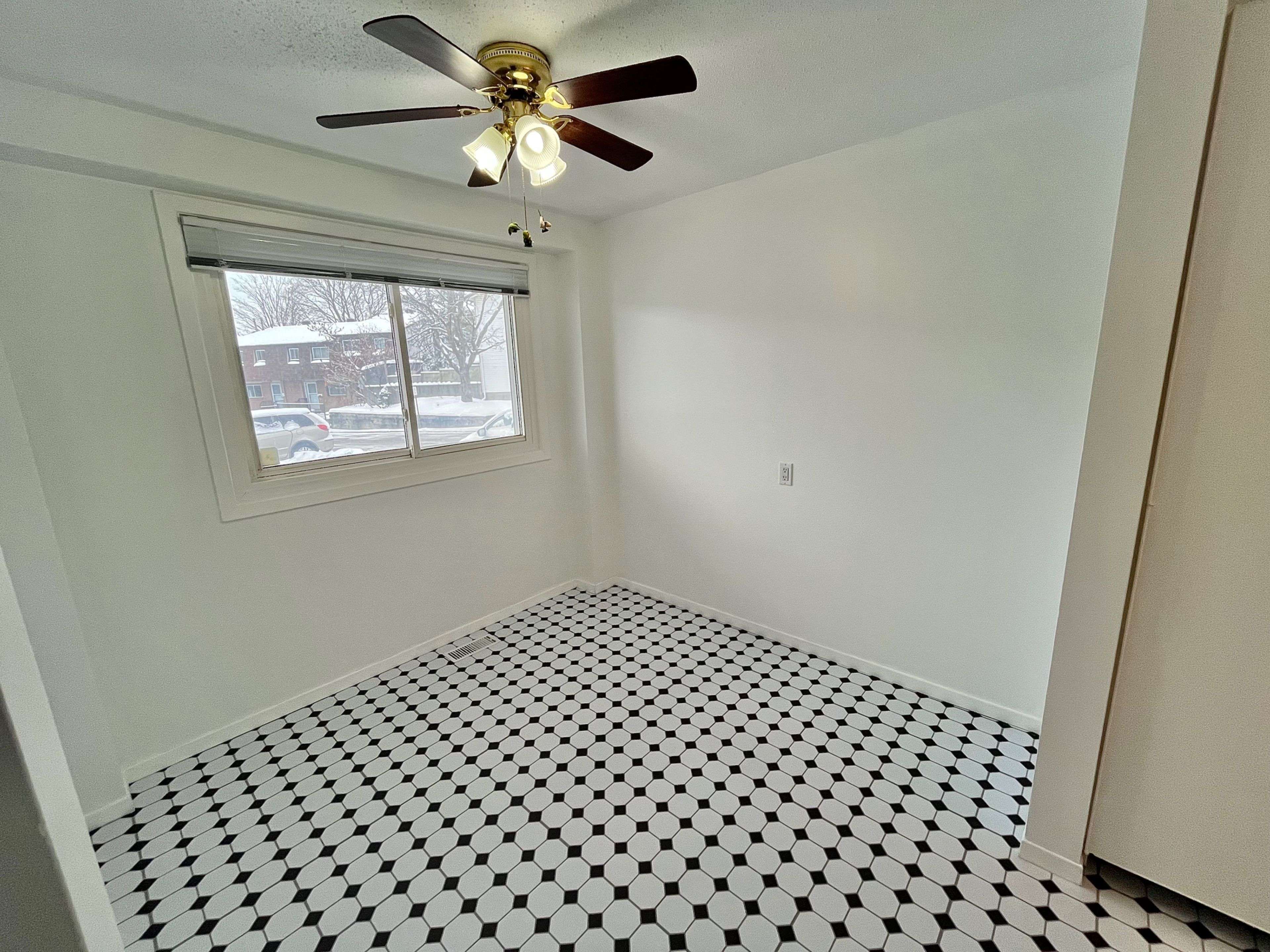 Beacon Hill North - South And Area, ON K1J 7T7,53J Sumac ST