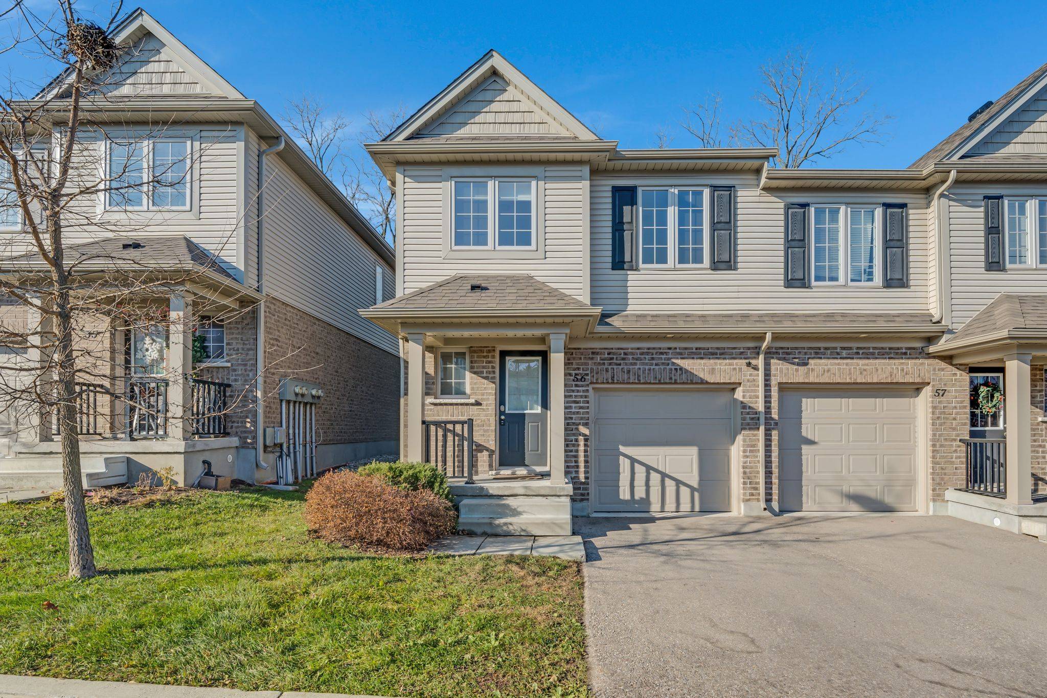 Kitchener, ON N2P 0H8,50 Pinnacle DR #56