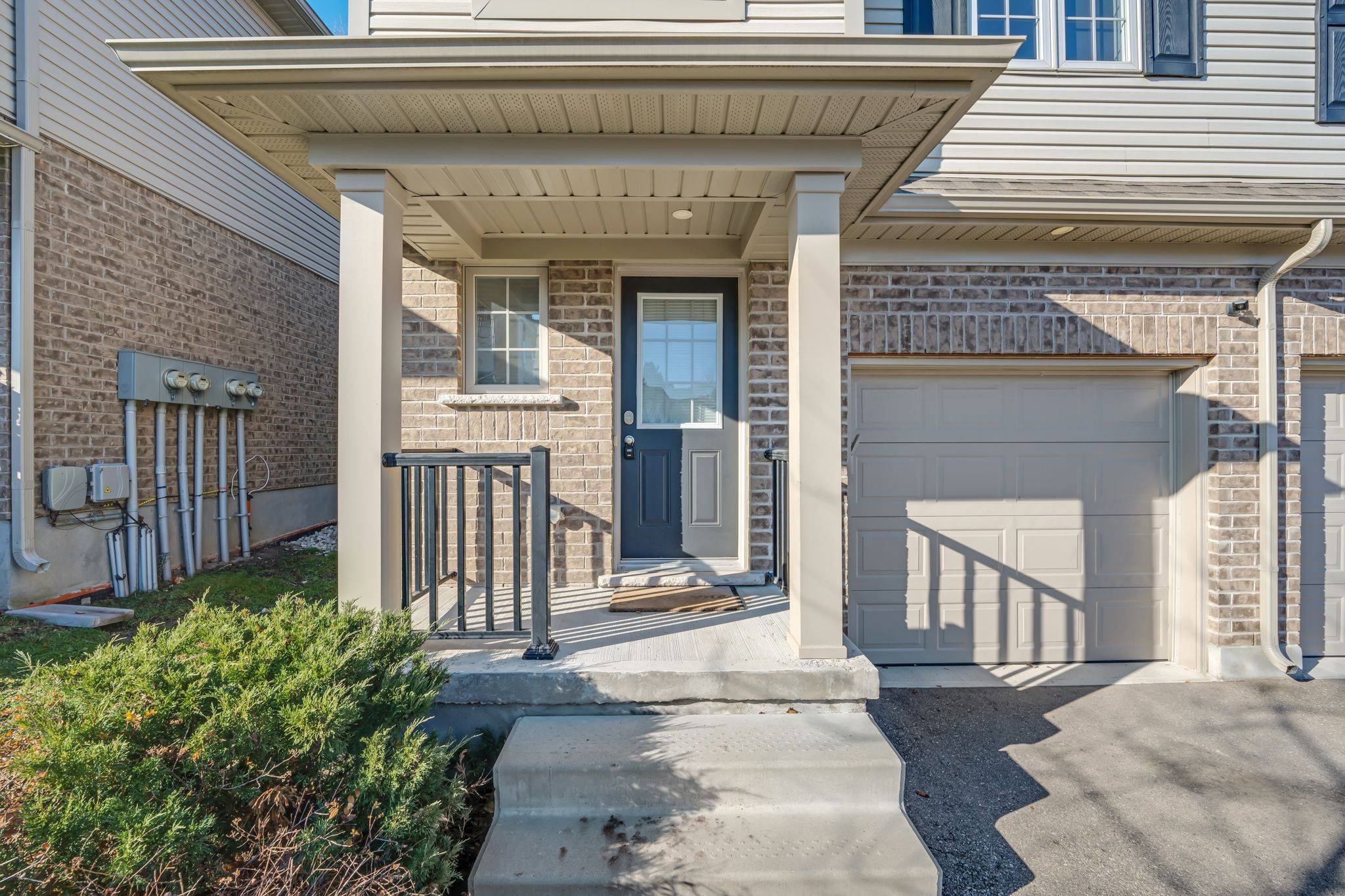 Kitchener, ON N2P 0H8,50 Pinnacle DR #56