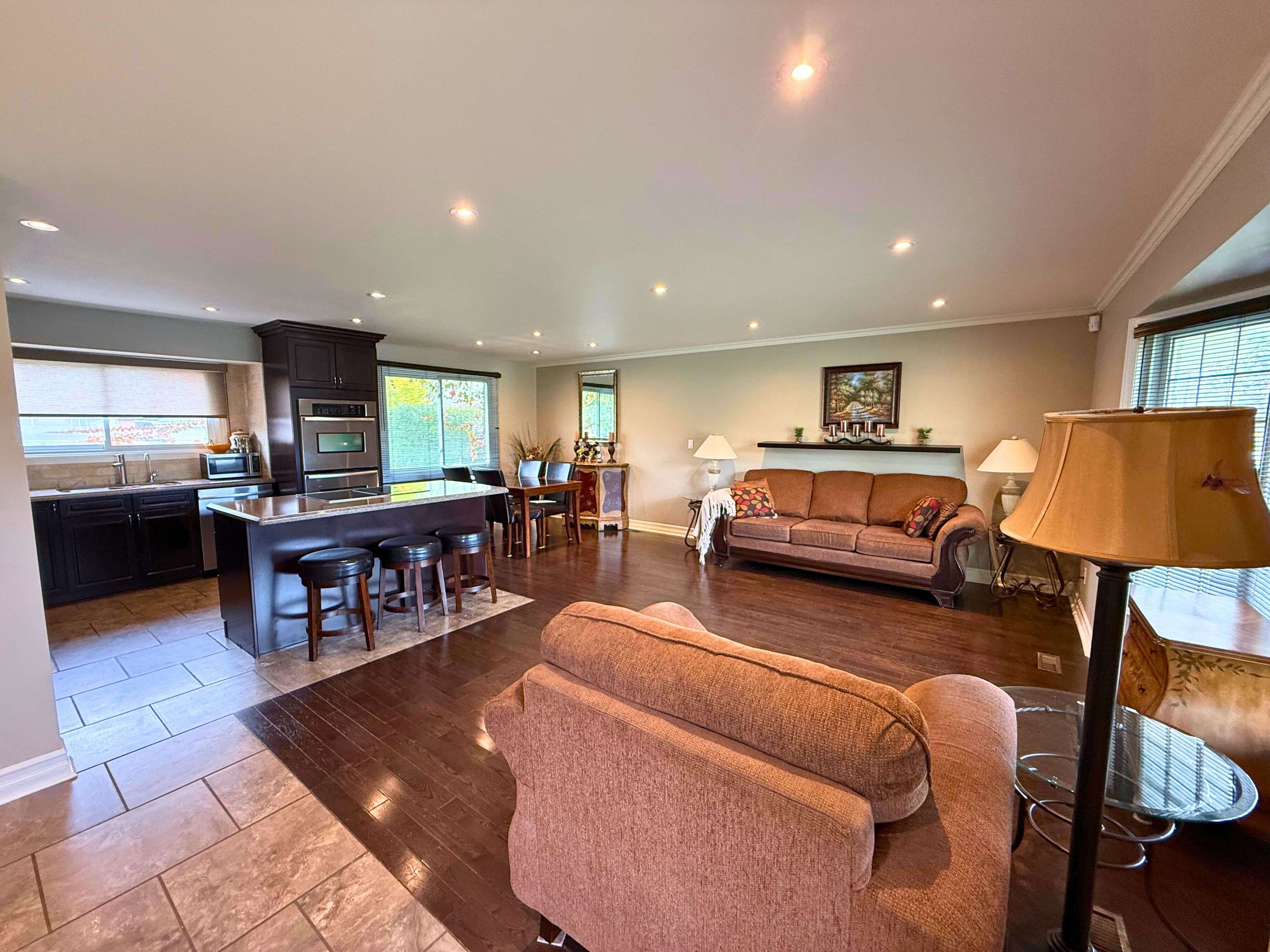 Fort Erie, ON L2A 5S8,978 Ferndale AVE