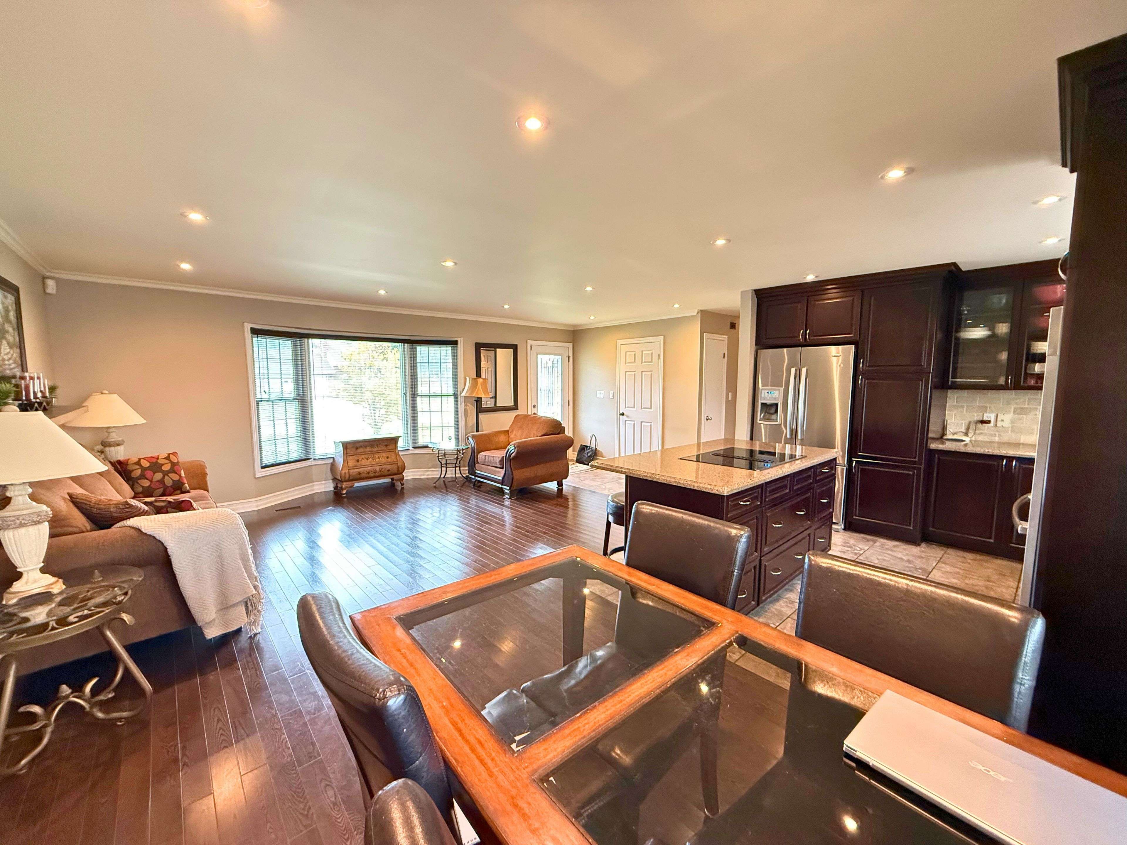 Fort Erie, ON L2A 5S8,978 Ferndale AVE