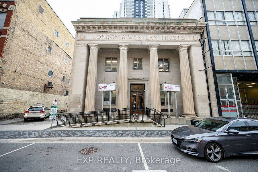 London East, ON N6A 3C2,353 Richmond ST