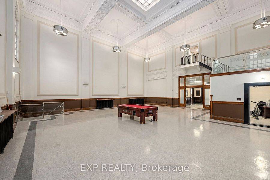 London East, ON N6A 3C2,353 Richmond ST