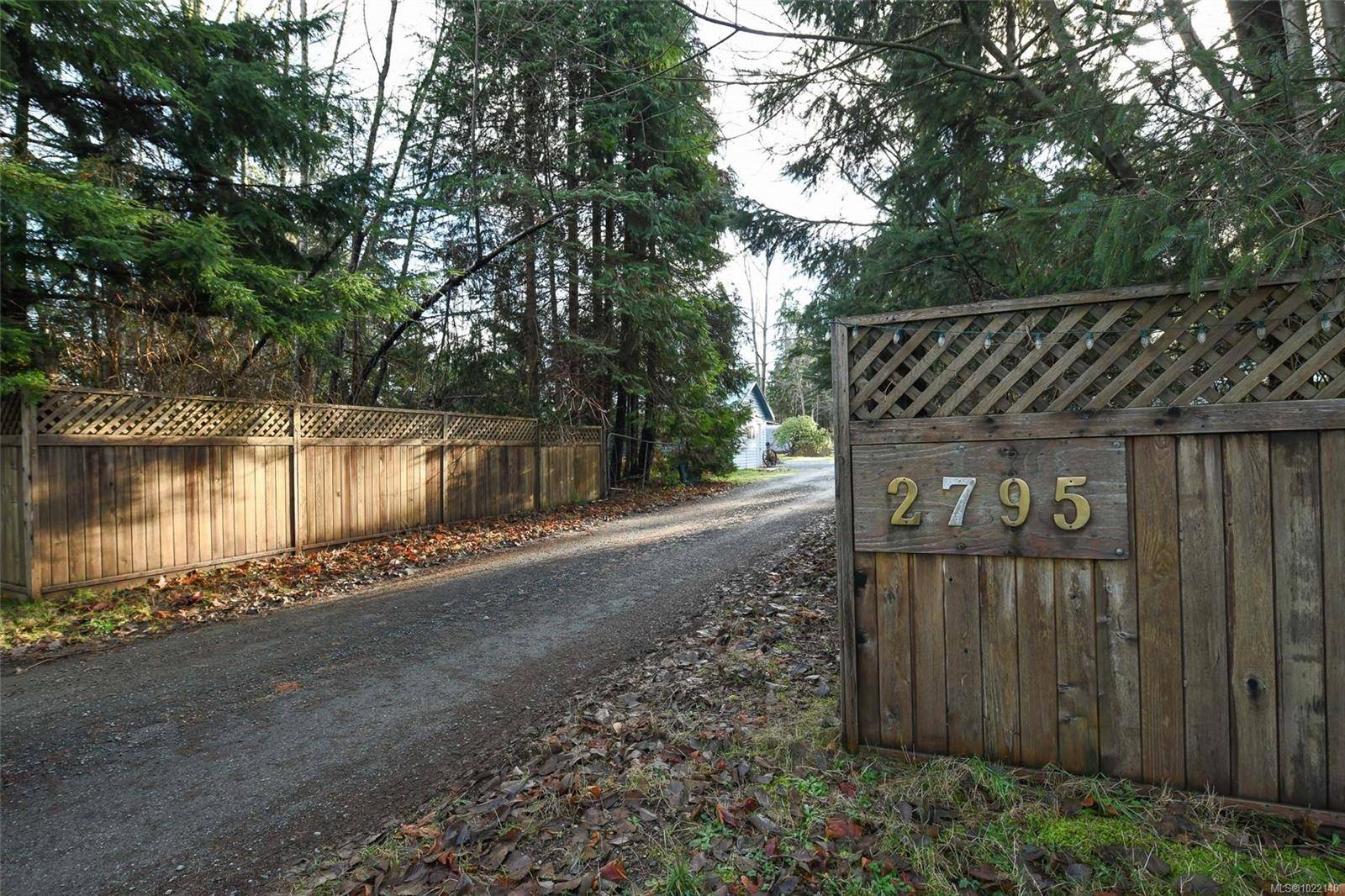 Black Creek, BC V9J 1B9,2795 Macaulay Rd