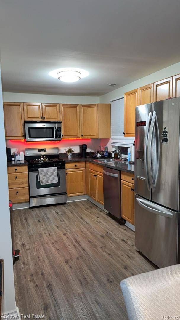 Waterford, MI 48328,1298 S Cass Lake RD