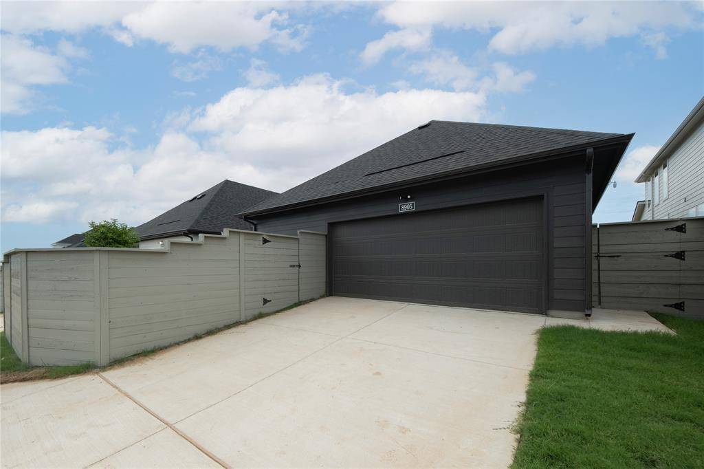 Justin, TX 76247,8905 Acorn Avenue