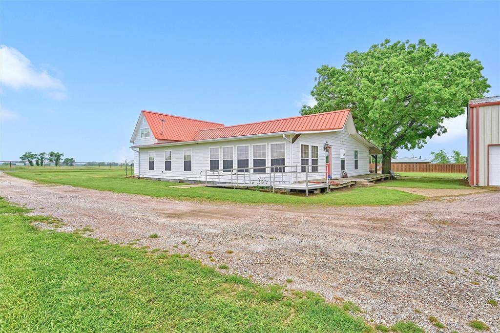 Sadler, TX 76264,3138 Scarbrough Road