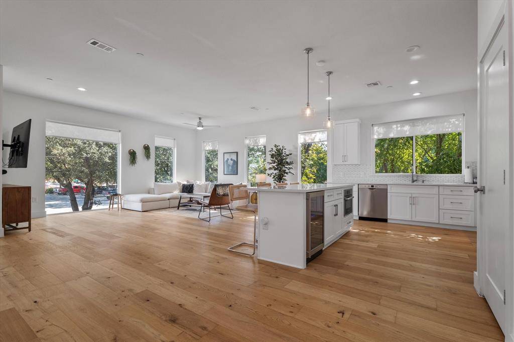 Dallas, TX 75206,2222 Moser Avenue #107