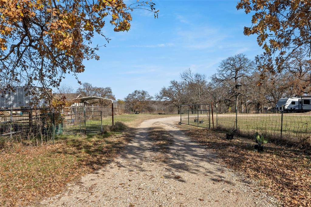 Robinson, TX 76706,221 Saffle Road