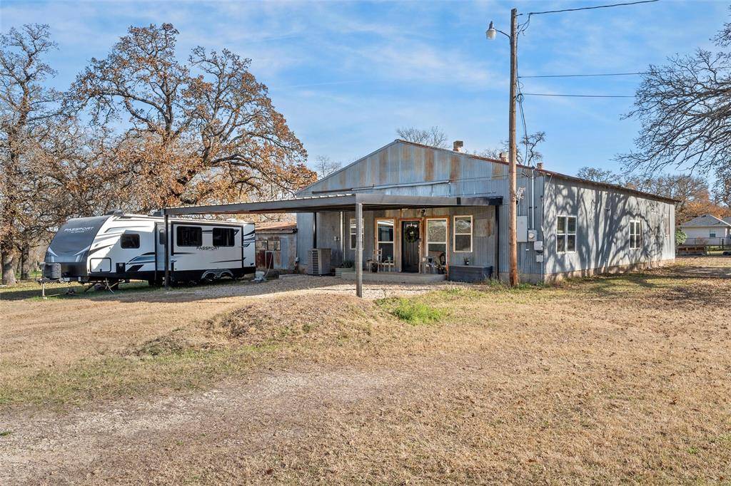 Robinson, TX 76706,221 Saffle Road