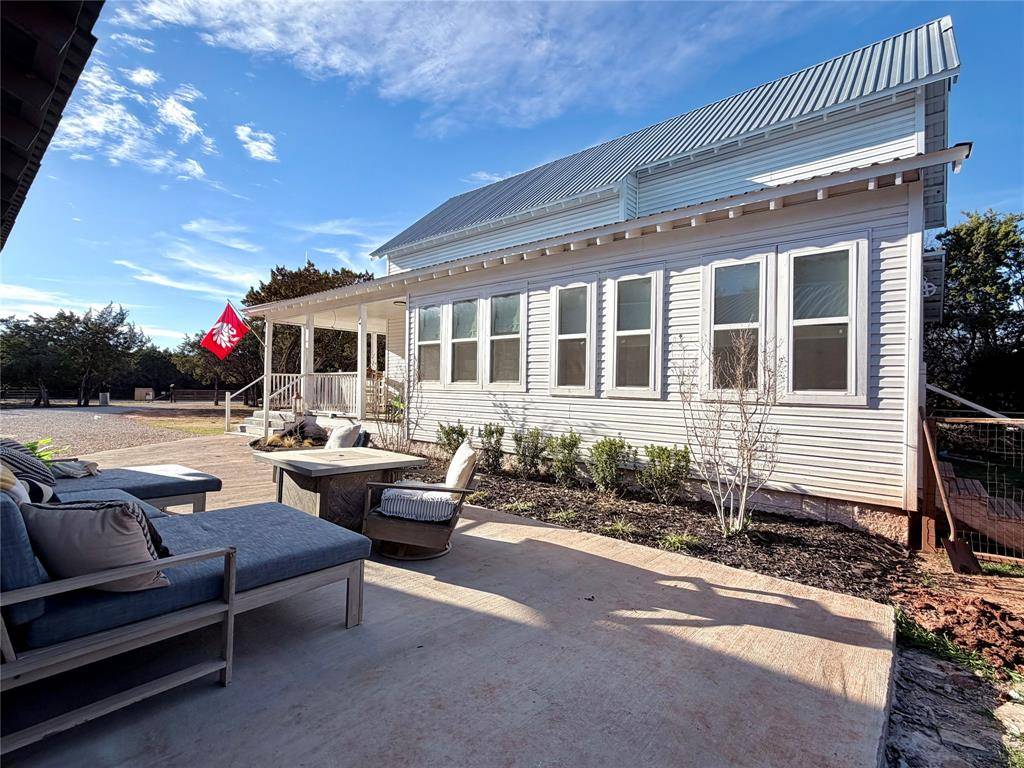 Buffalo Gap, TX 79508,757 Maxwell Street