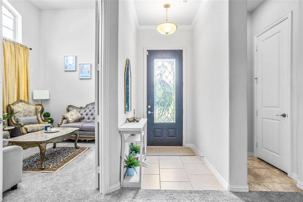 Irving, TX 75060,464 Renaissance Lane