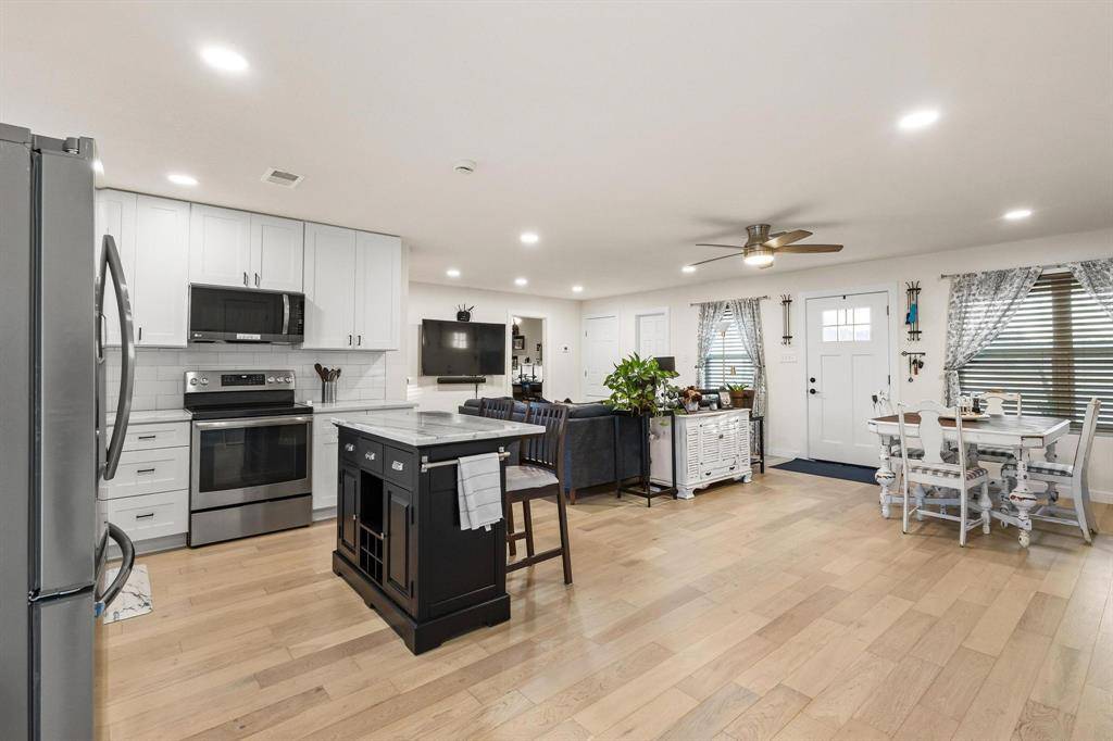 Van Alstyne, TX 75495,3387 FM 121