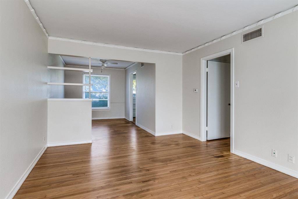 Dallas, TX 75228,3227 San Vicente Avenue