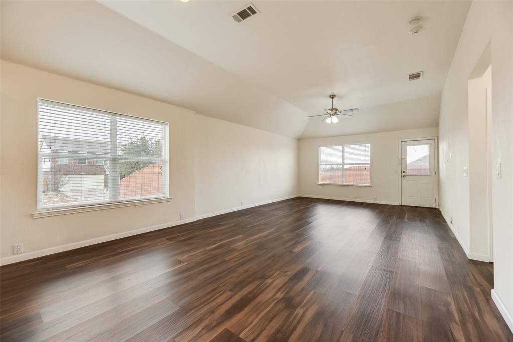 Cross Roads, TX 76227,8601 Wagon Trail