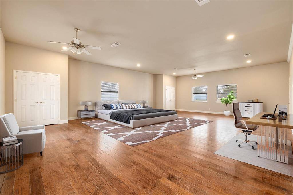 Gainesville, TX 76240,102 Bowie Cove