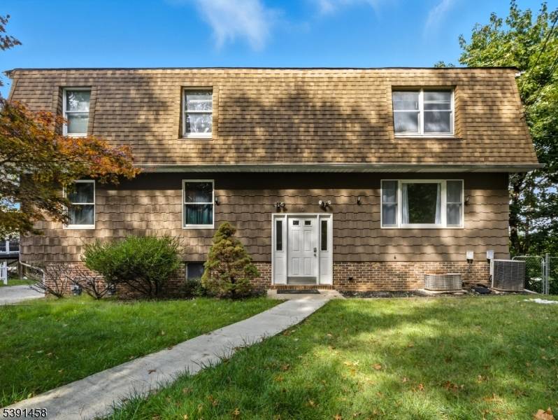 Woodland Park, NJ 07424,60 Garden Ave