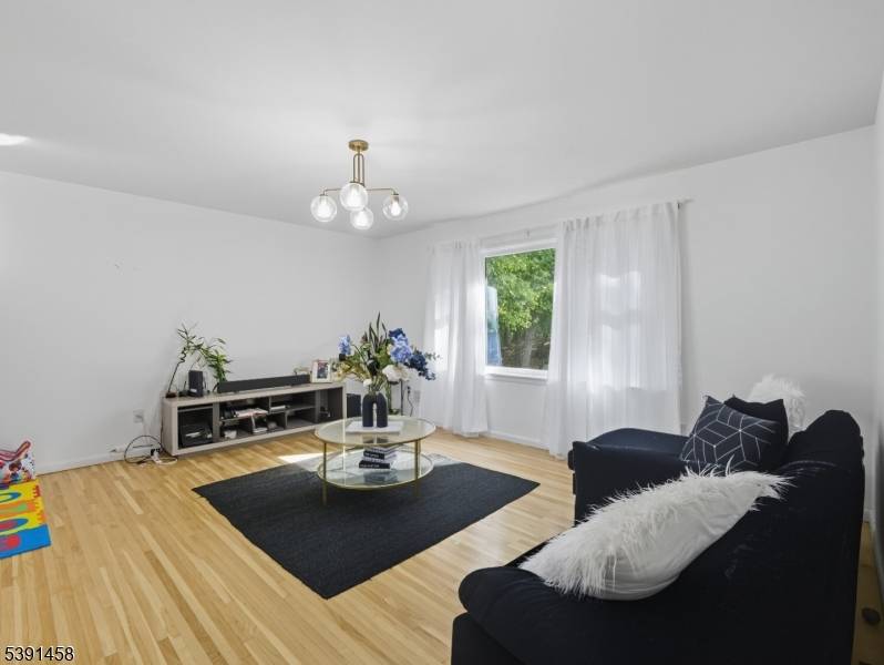 Woodland Park, NJ 07424,60 Garden Ave