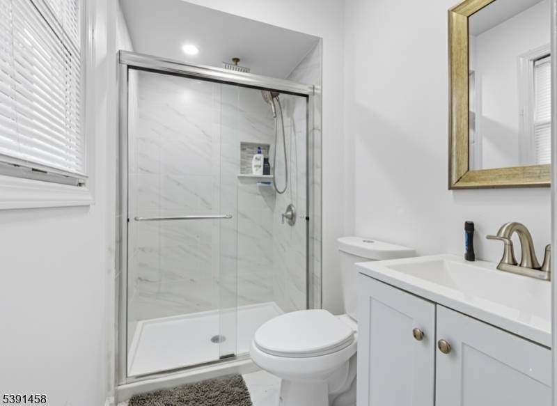 Woodland Park, NJ 07424,60 Garden Ave