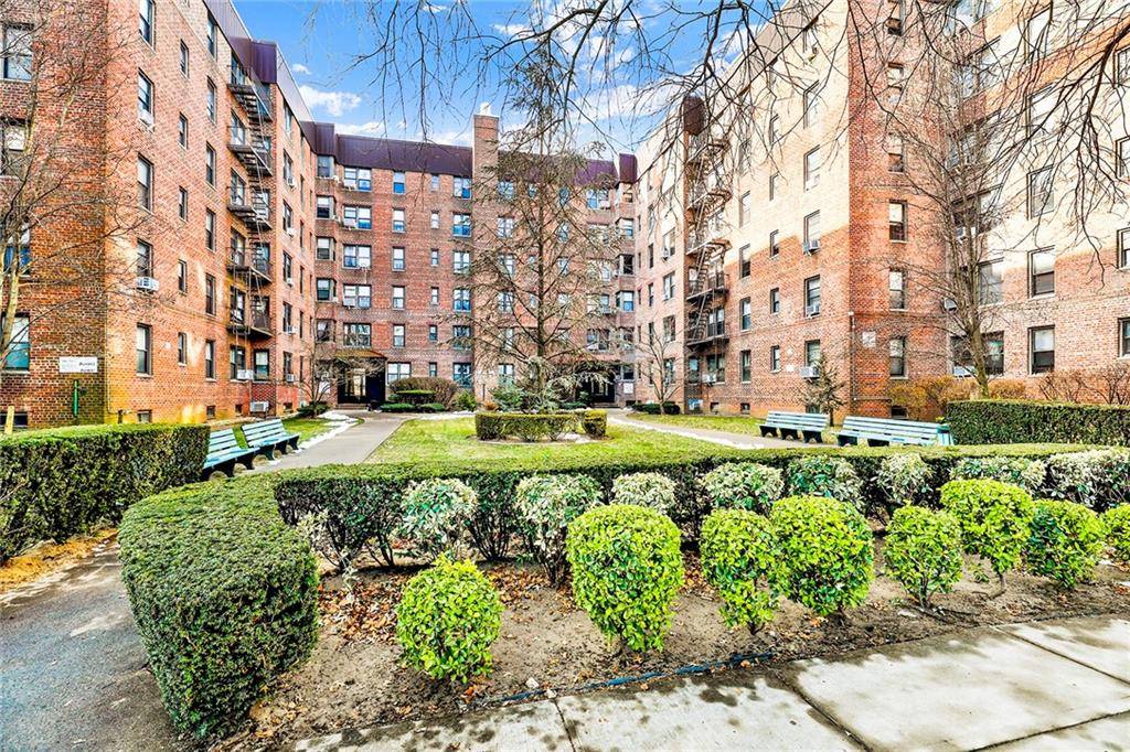 Brooklyn, NY 11229,2260 Burnett ST #3E