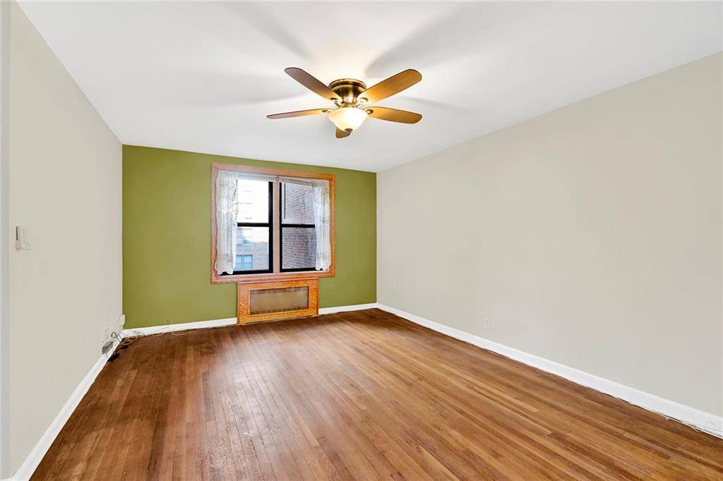 Brooklyn, NY 11229,2260 Burnett ST #3E