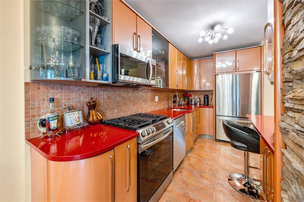 Brooklyn, NY 111224,501 Surf AVE #7L