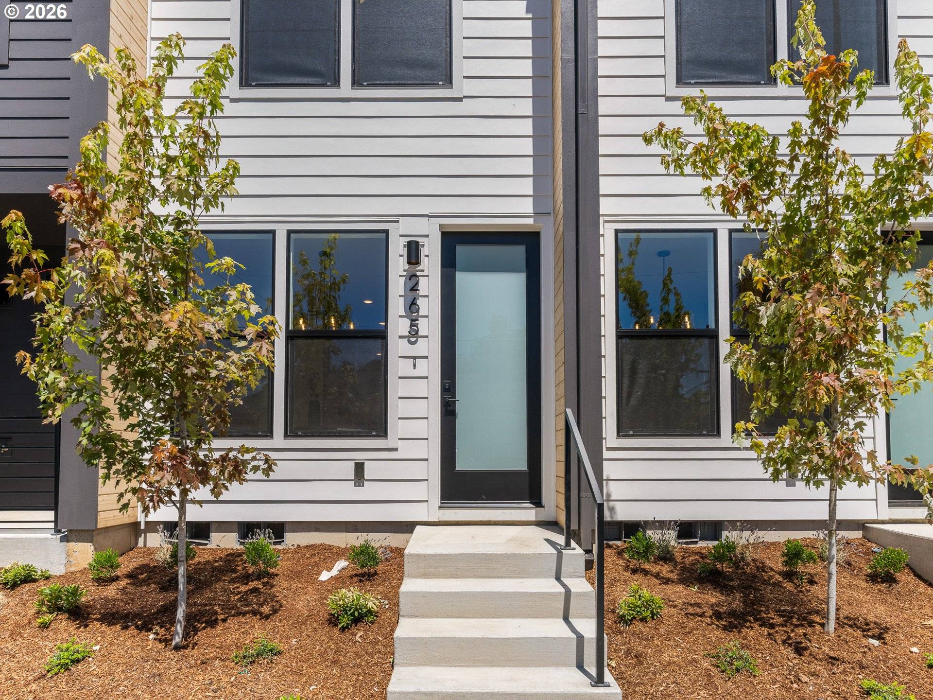 Portland, OR 97217,255 N Skidmore ST #5