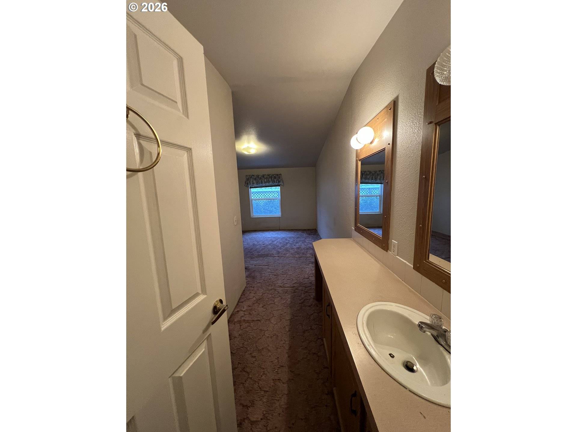 Eugene, OR 97402,333 LACASA ST