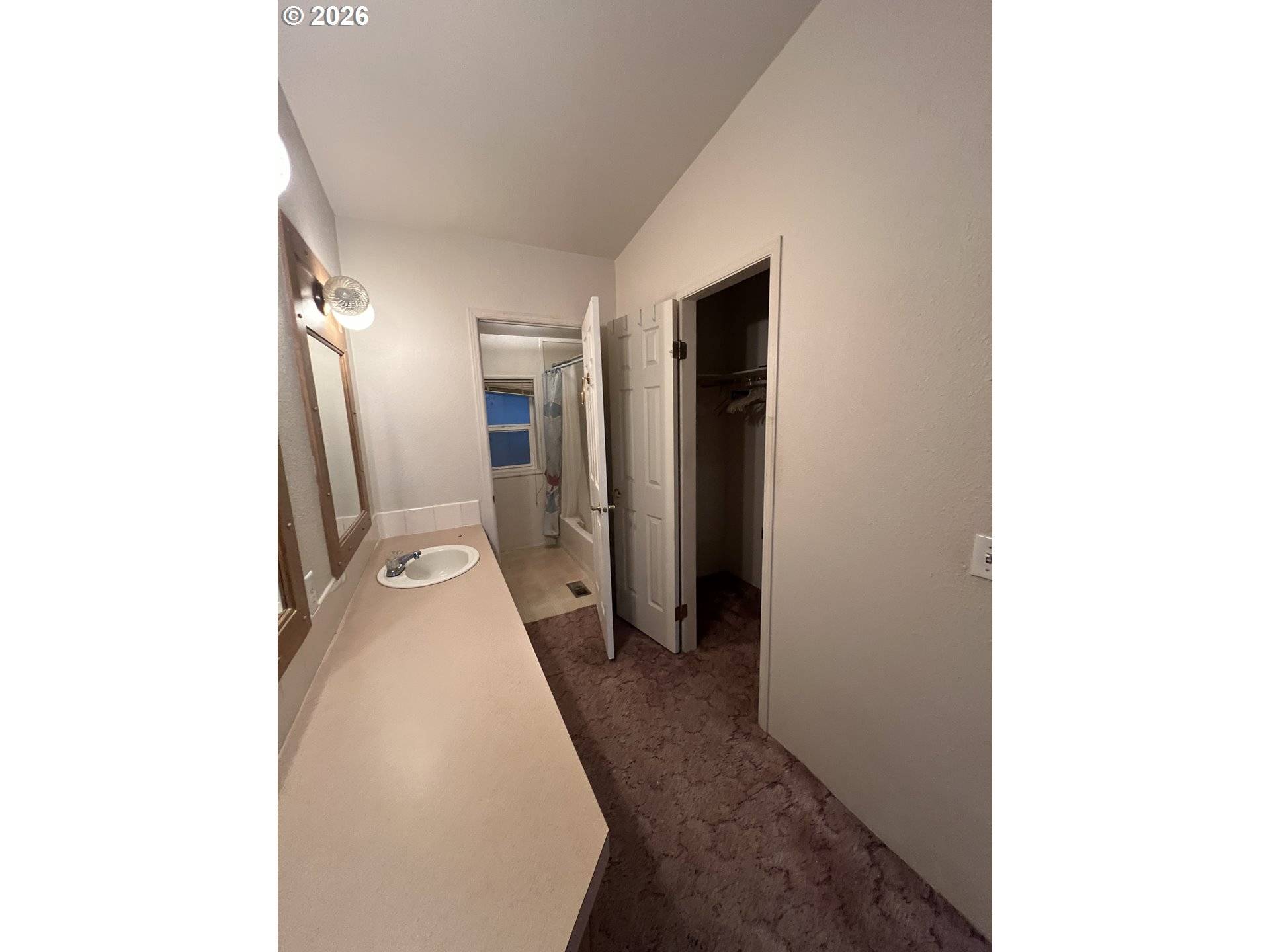 Eugene, OR 97402,333 LACASA ST