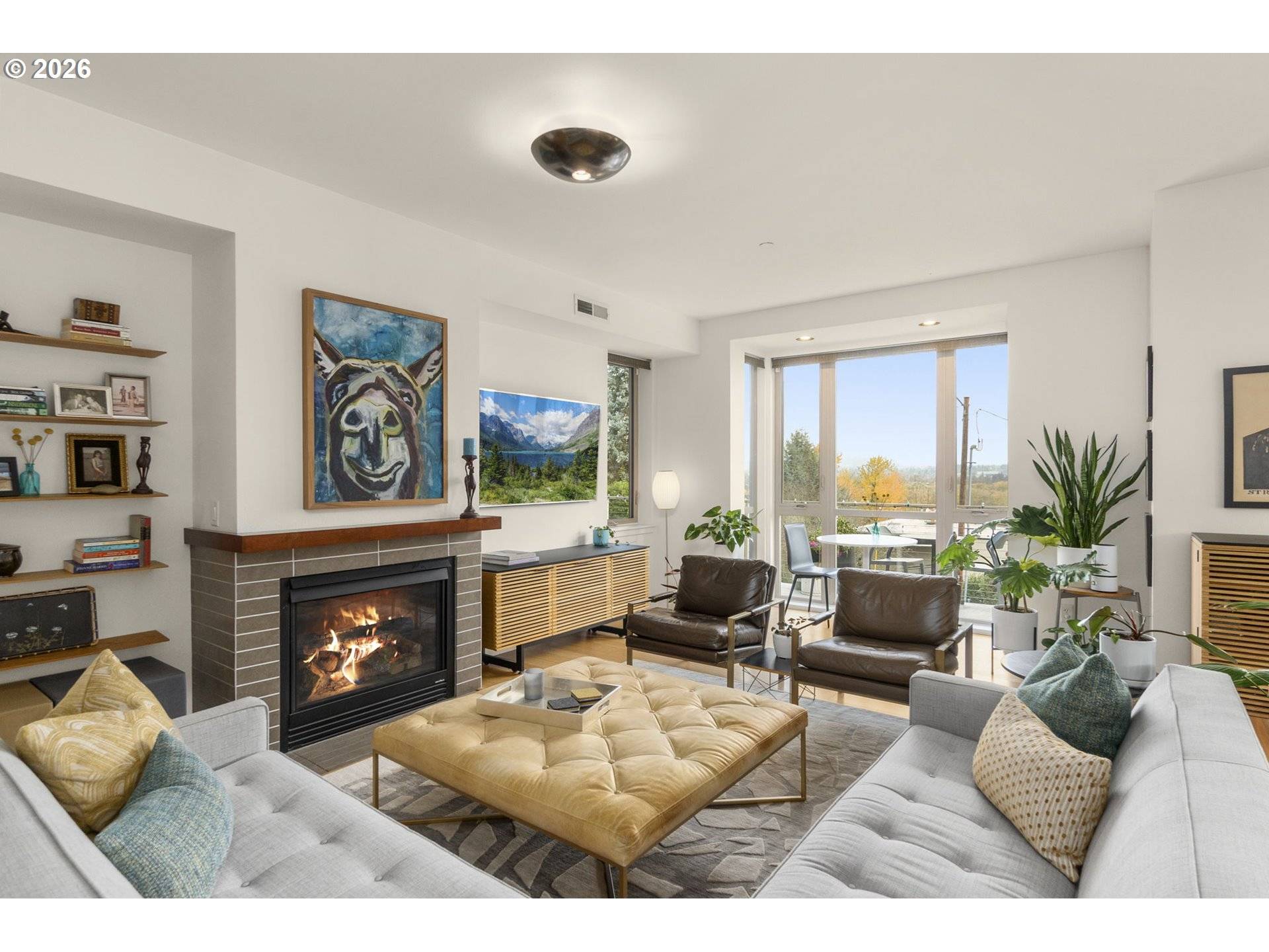 Portland, OR 97239,4280 S CORBETT AVE #102