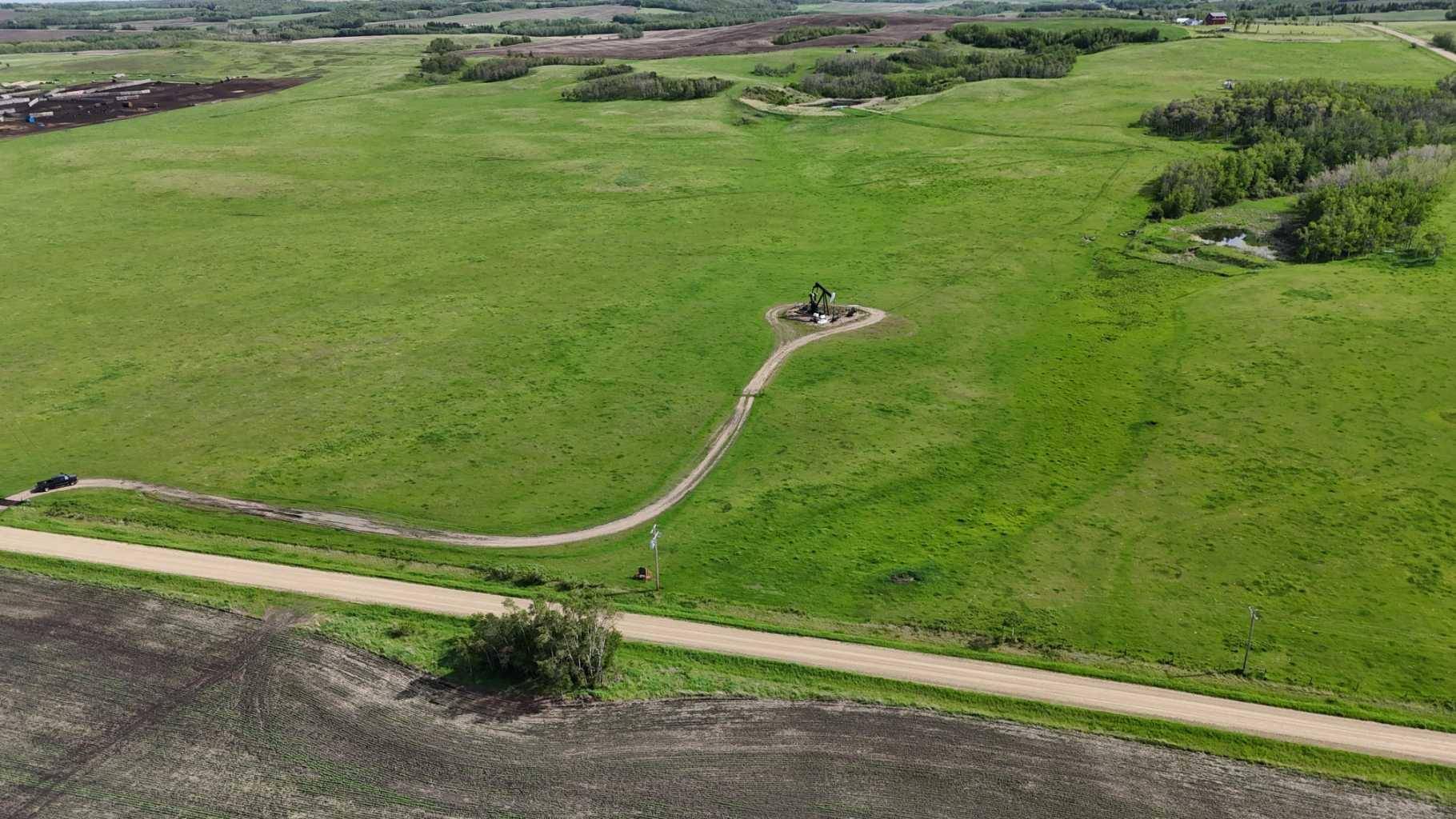 Rural Ponoka County, AB T4J 1R1,On Township Road 431