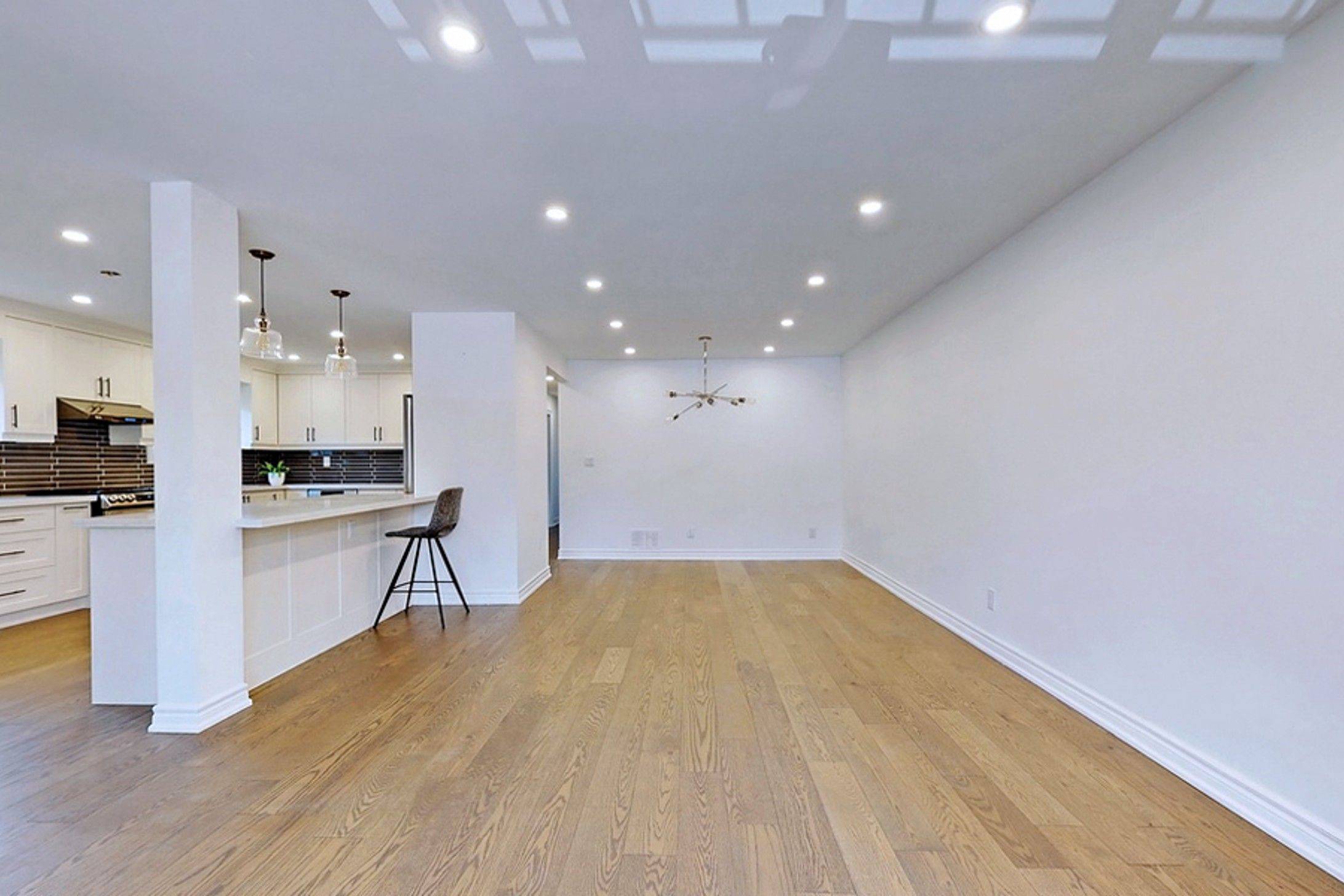 Toronto C15, ON M2H 1P4,22 Mallaby DR #Main