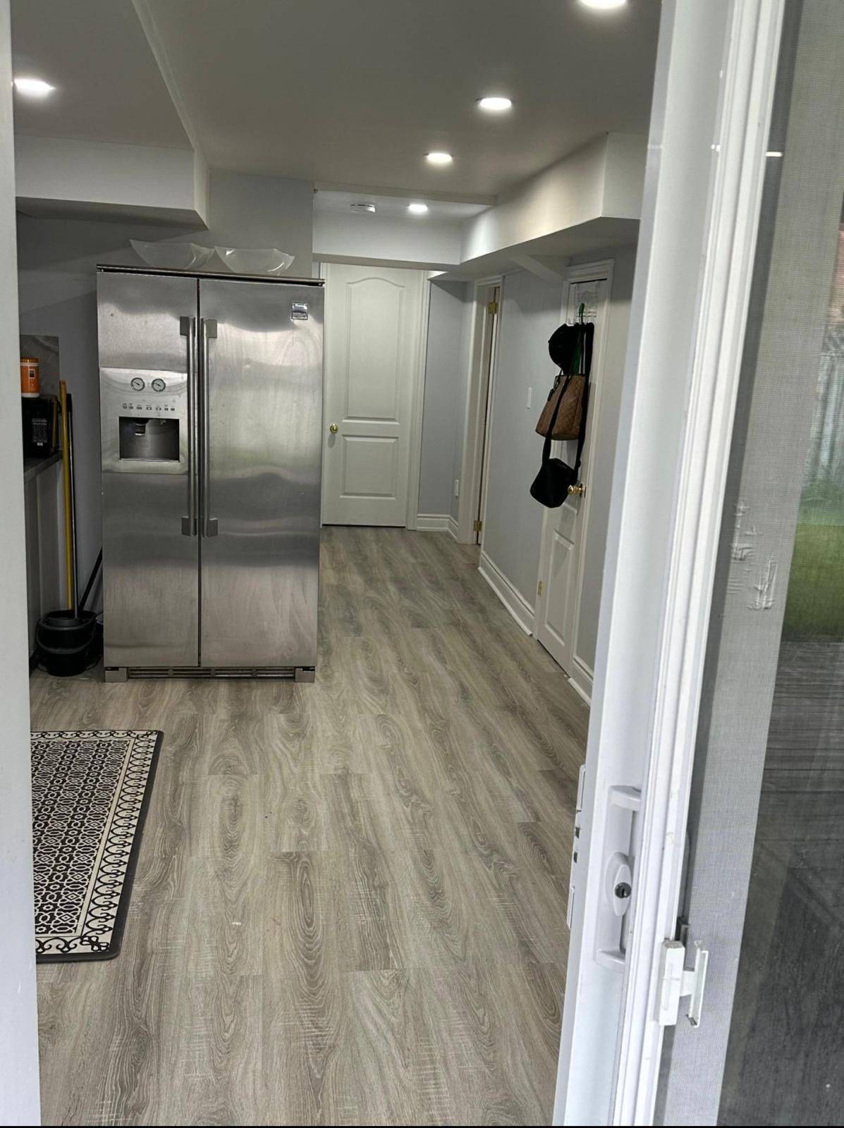 Ajax, ON L1T 2T5,233 Ravenscroft RD