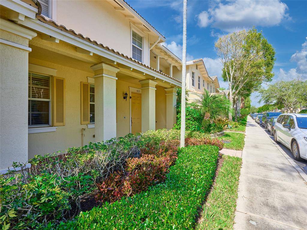 Boca Raton, FL 33486,917 NW 18th Ave #N/A