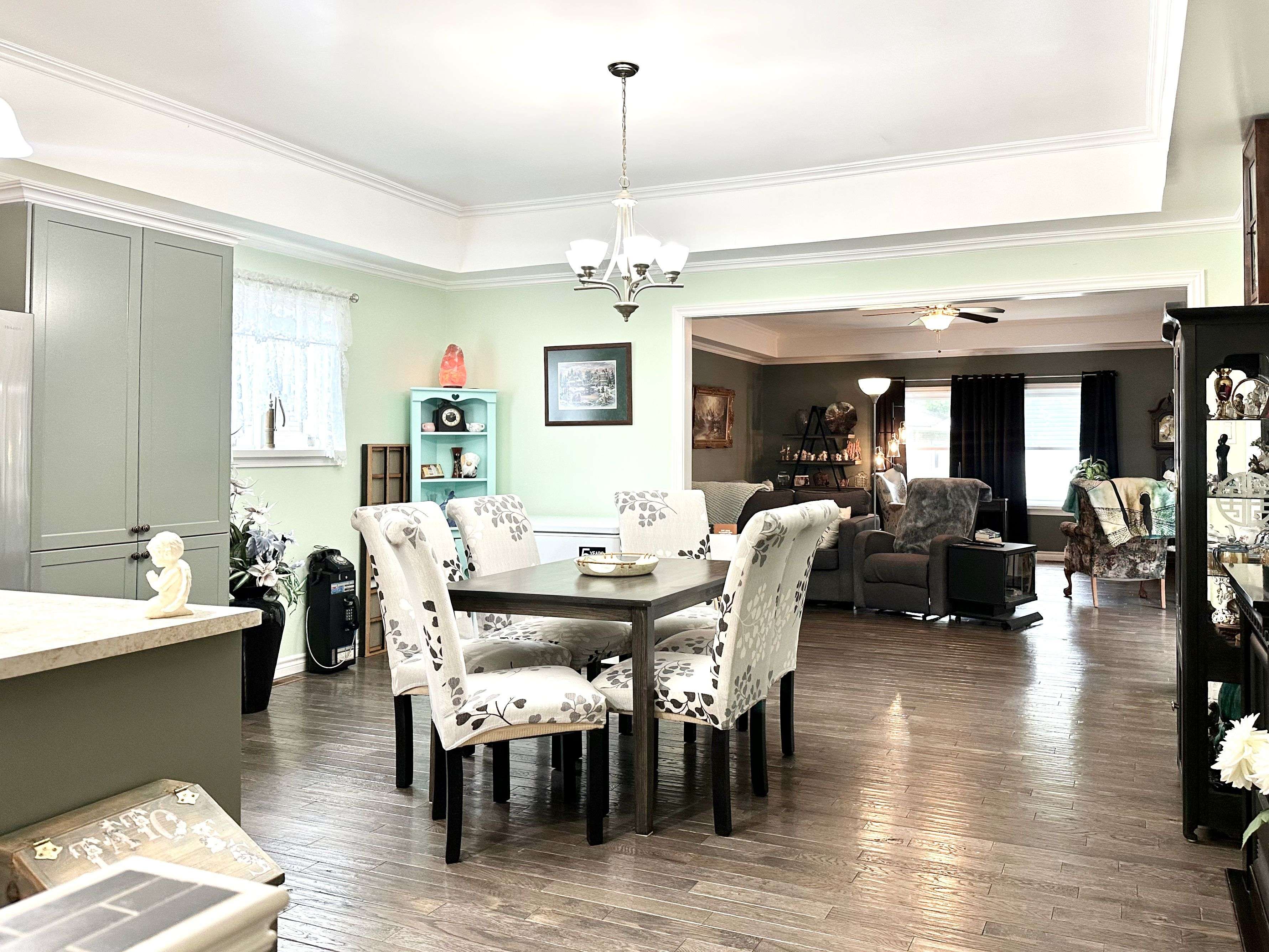 Clearview, ON L0M 1S0,225 CHRISTOPHER ST