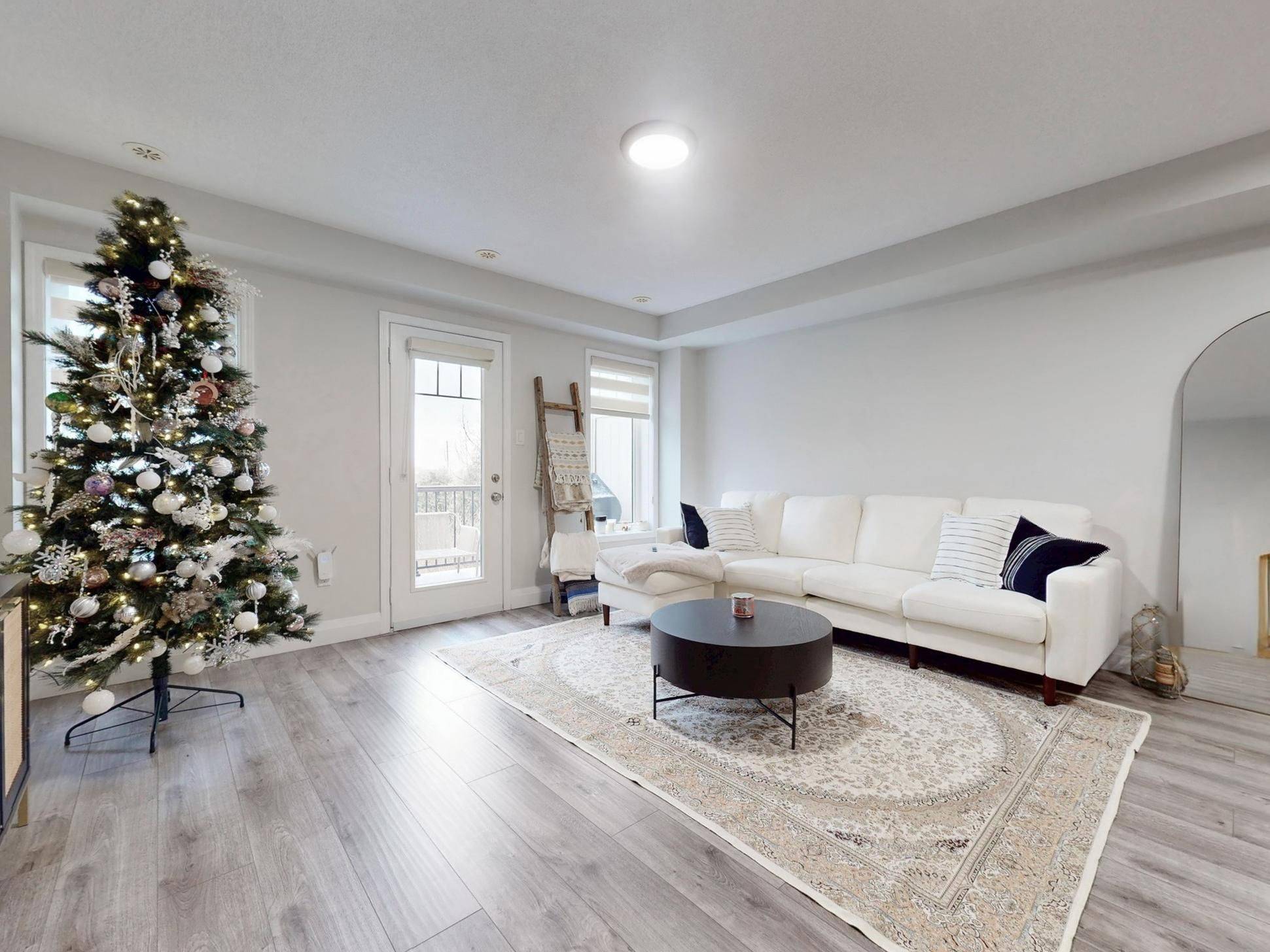 Milton, ON L9T 8L6,6020 DERRY RD #68