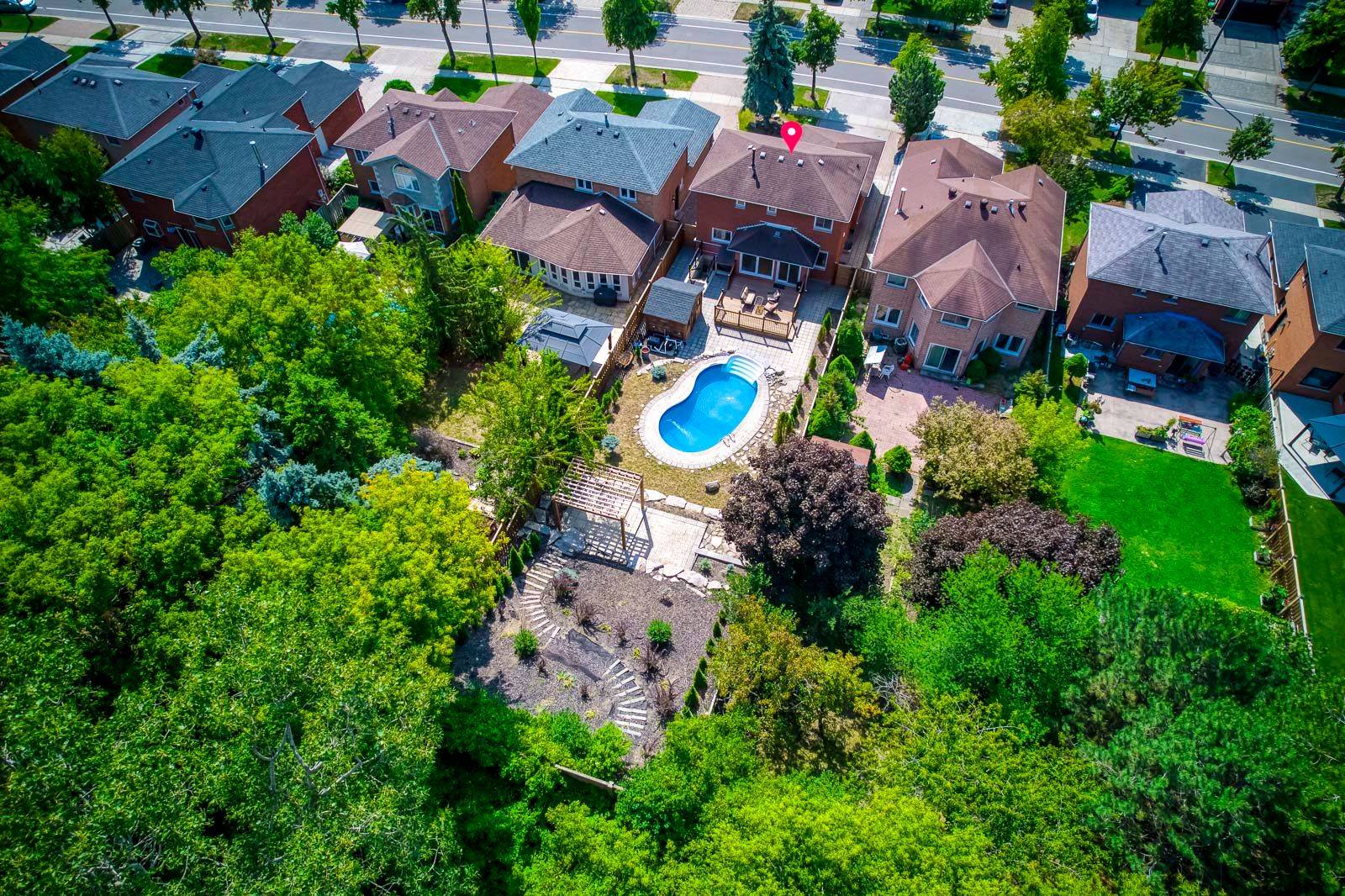 Mississauga, ON L5M 3K2,4230 Credit Pointe DR