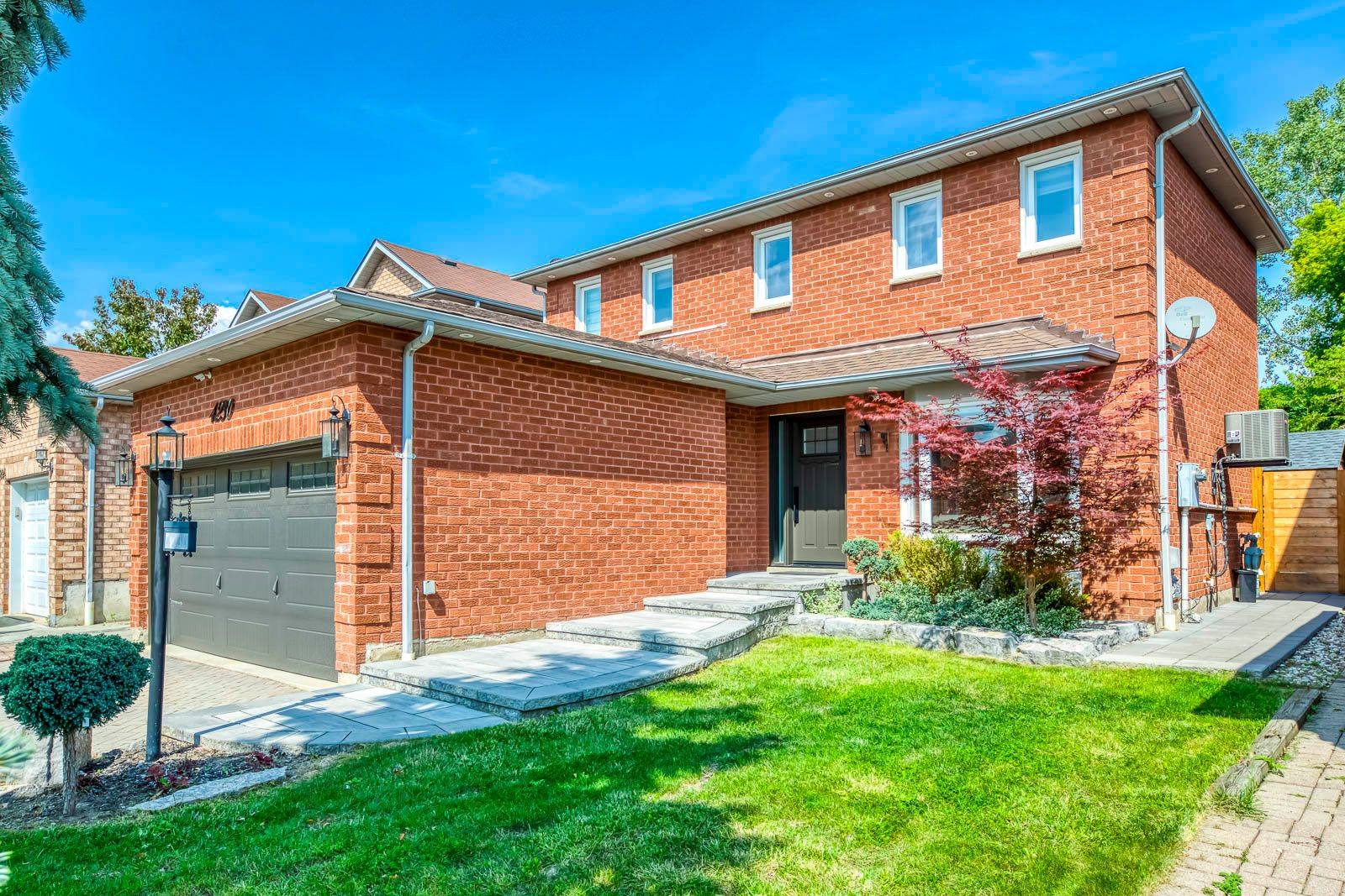 Mississauga, ON L5M 3K2,4230 Credit Pointe DR