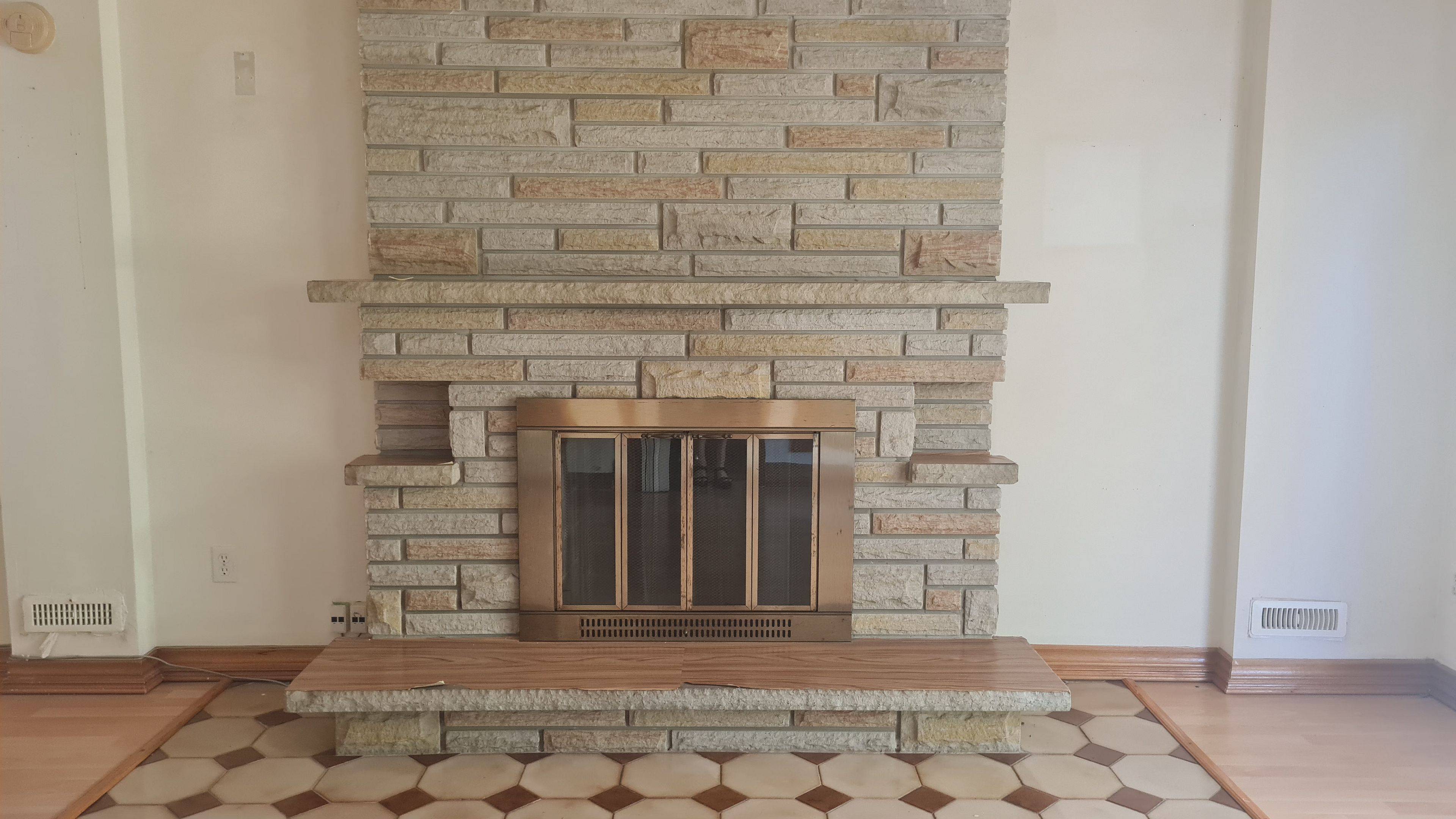 Mississauga, ON L5B 2T6,86 Antigua RD #LOWER