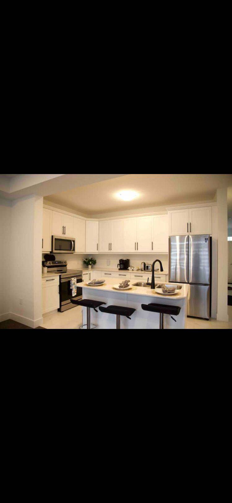 London South, ON N5Z 0B2,118 Julie CRES