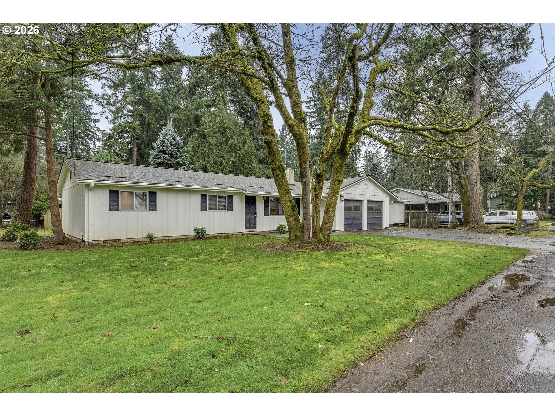 Lake Oswego, OR 97035,6096 HARRINGTON AVE