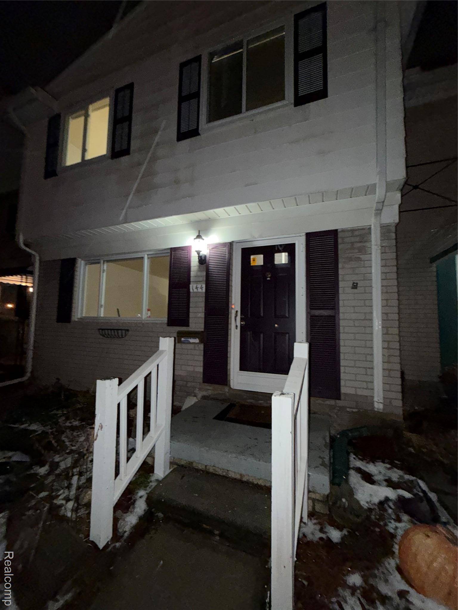 Mt. Clemens, MI 48043,144 Parnacott DR