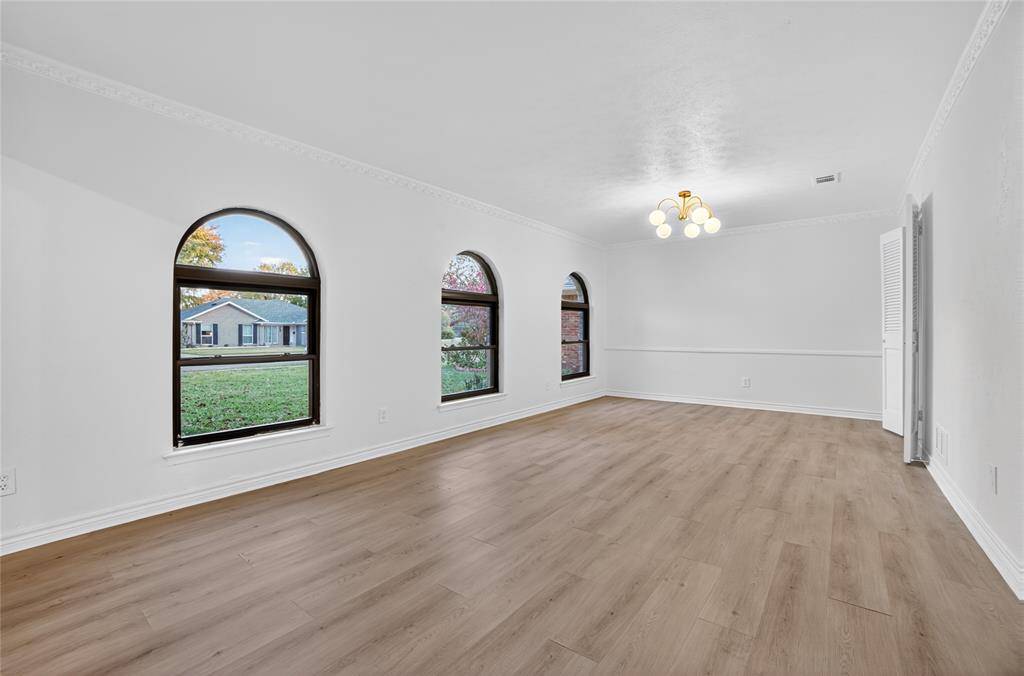 Dallas, TX 75231,6841 Arboreal Drive